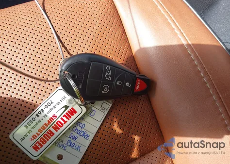 2012 Jeep Grand Cherokee Overland z USA, uszkodzony, nr VIN 1C4RJECG6CC270816